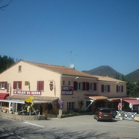 Logis Hotel Le Relais Du Serre Дюлефи Екстериор снимка